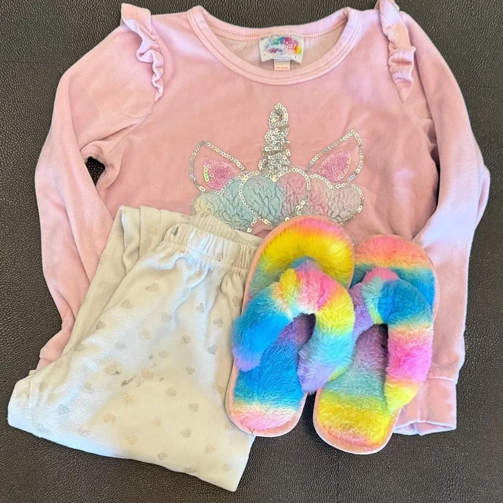 Bmagical by Btween Pink Unicorn Pajama Set with Rainbow Slippers size 6T